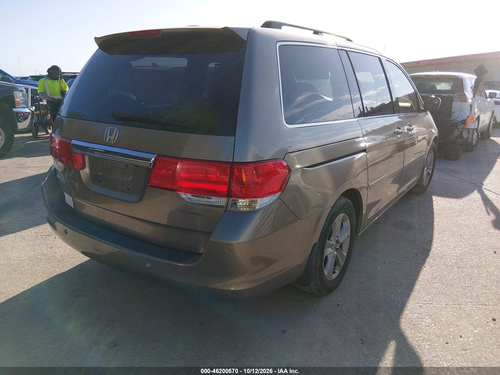 2010 Honda Odyssey Touring photo 4
