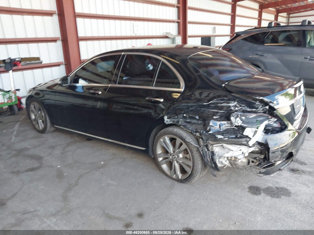 2018 Mercedes-Benz C 300 photo 3