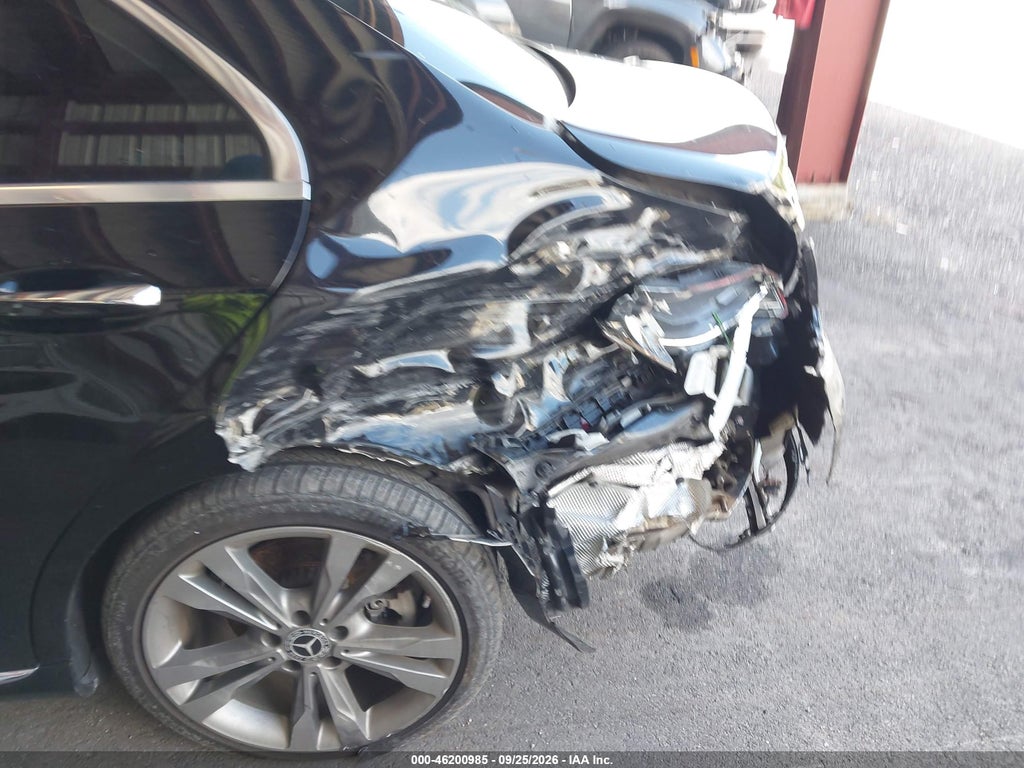 2018 Mercedes-Benz C 300 photo 6