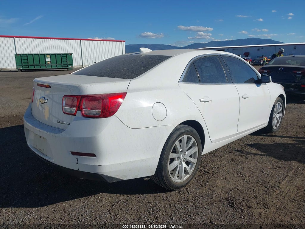 2015 Chevrolet Malibu 2LT photo 4