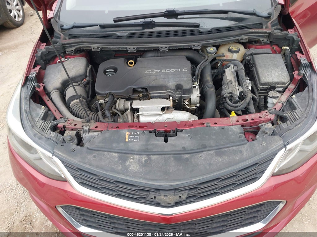 2017 Chevrolet Cruze LT Auto photo 10