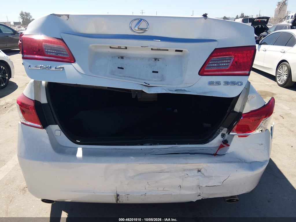 2010 Lexus ES 350 photo 6