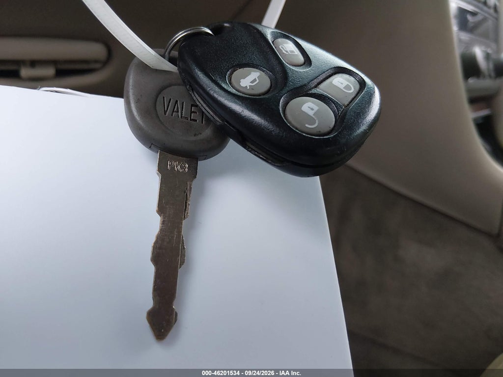 2000 Cadillac Seville Luxury SLS photo 11