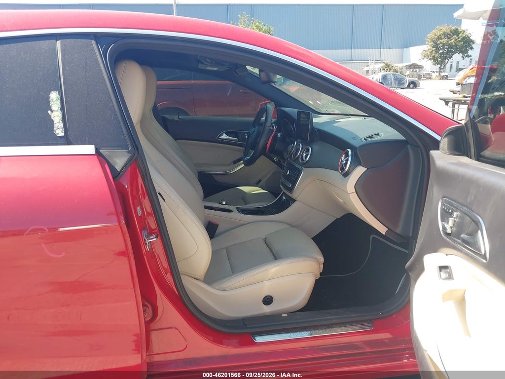 2019 Mercedes-Benz CLA 250 photo 5
