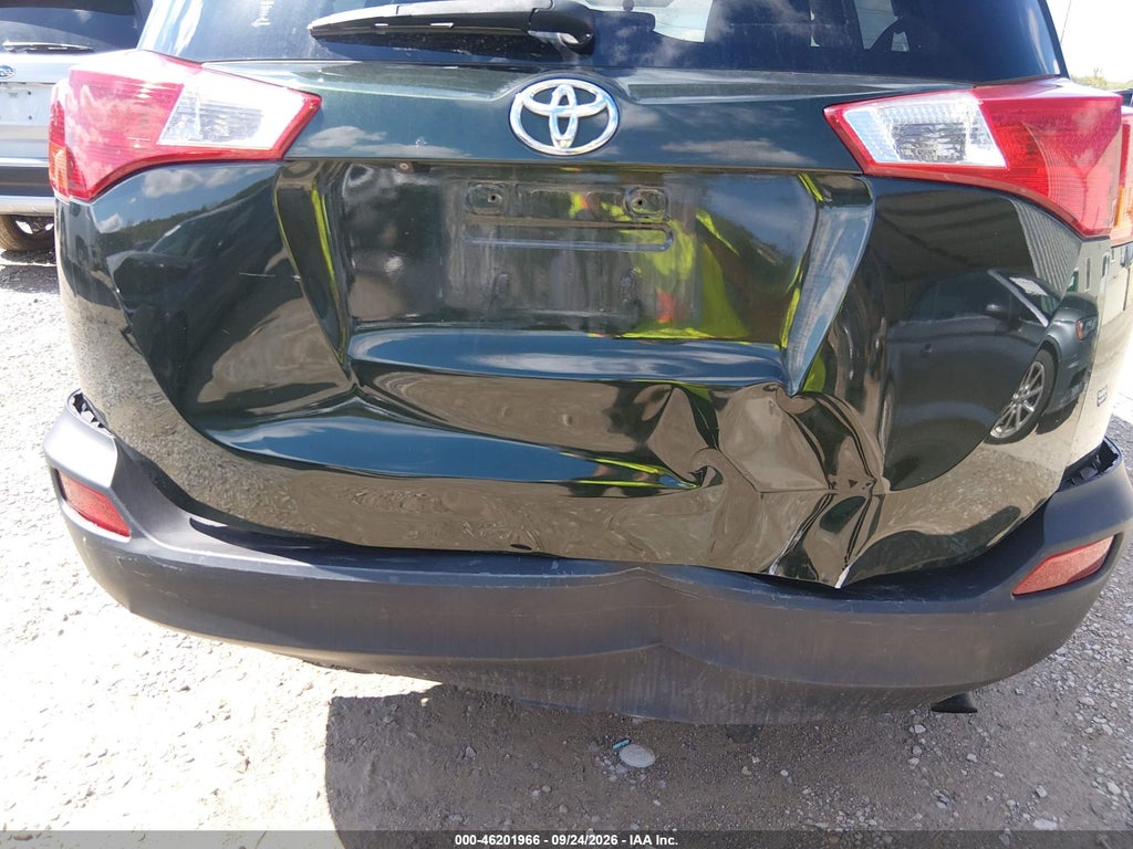 2013 Toyota RAV4 XLE photo 6