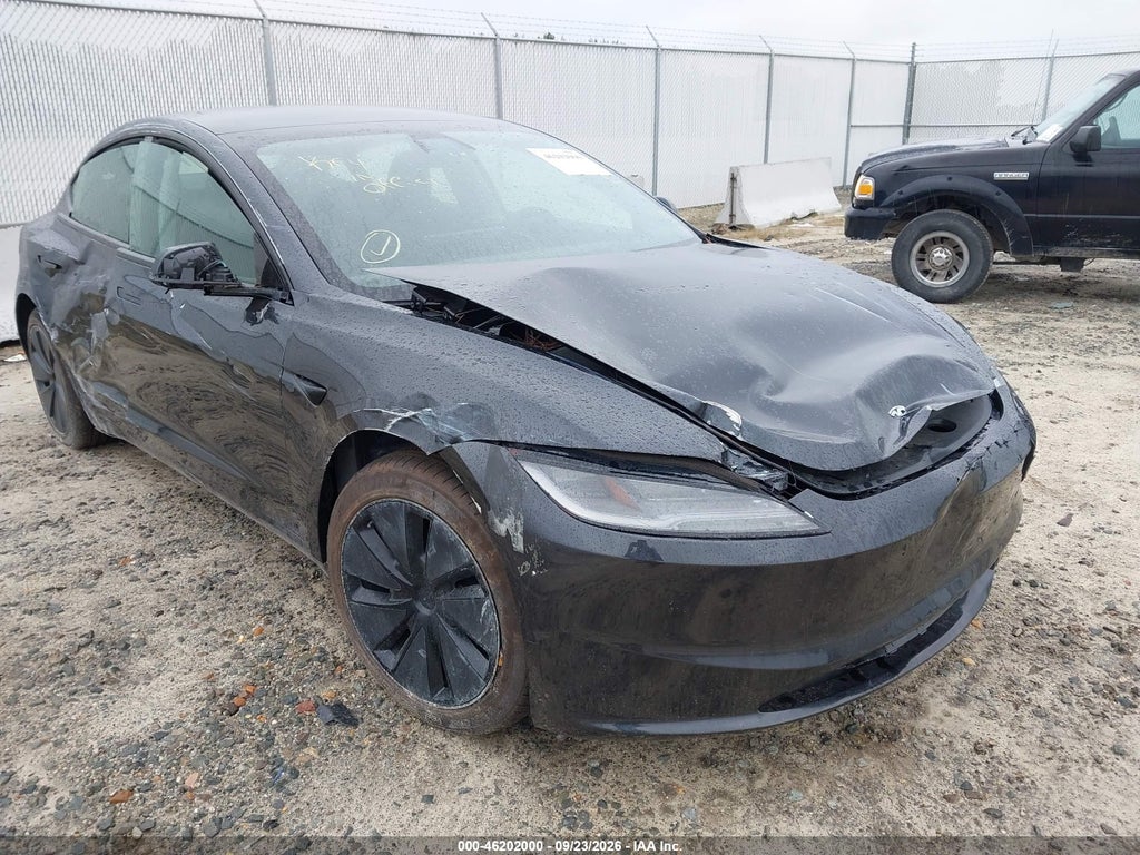 TESLA MODEL 3 2025