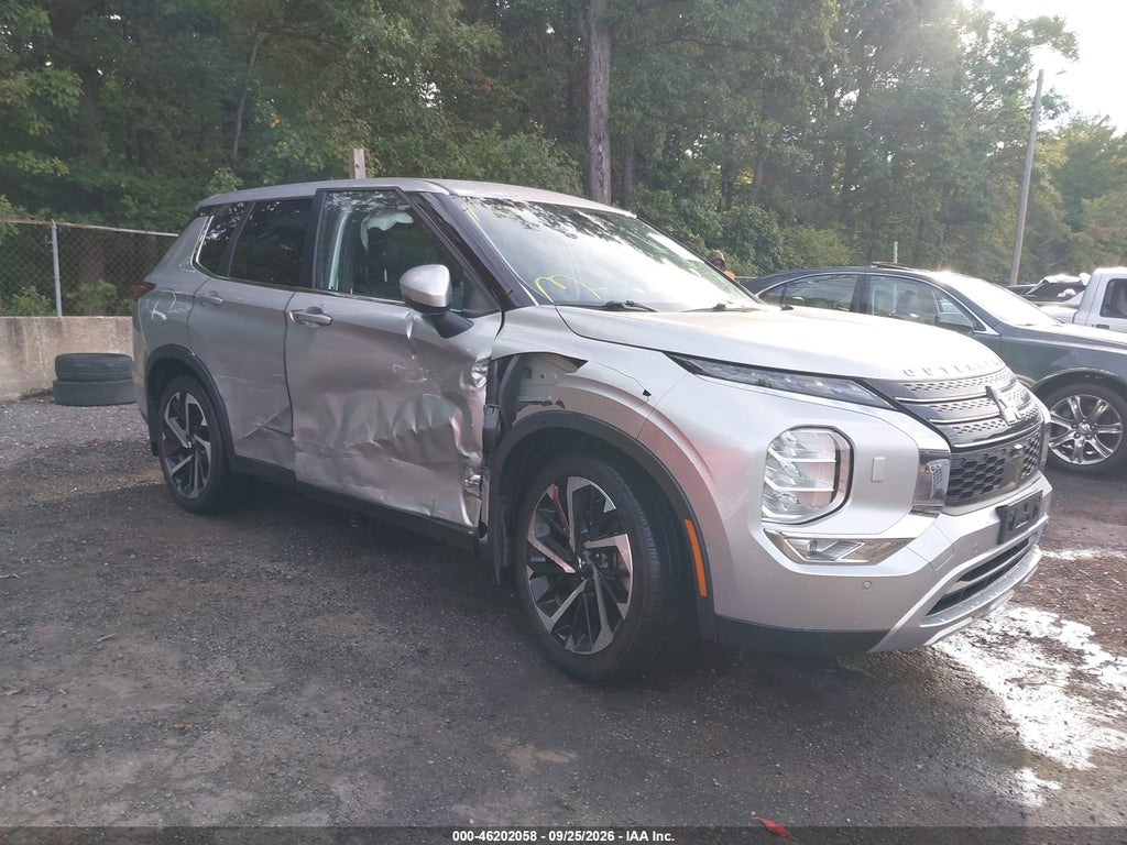 2022 Mitsubishi Outlander Black Edition S-AWC/SE 2.5 S-AWC/SE Launch Edition S-AWC photo 1