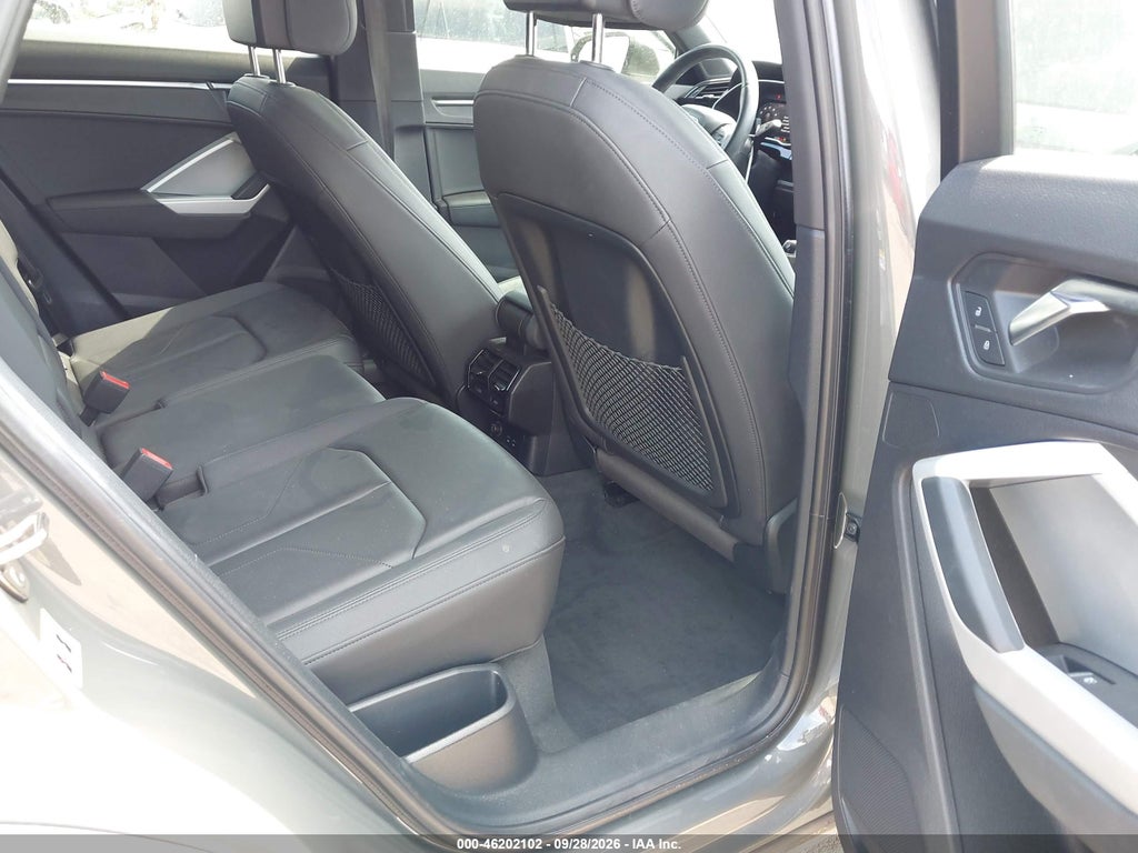 2022 Audi Q3 Premium 45 Tfsi S Line Quattro Tiptronic photo 8