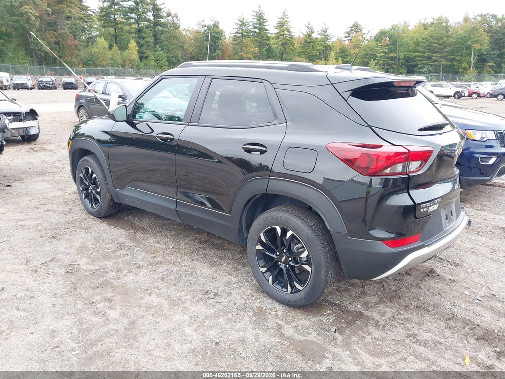 2023 Chevrolet Trailblazer AWD LT photo 3