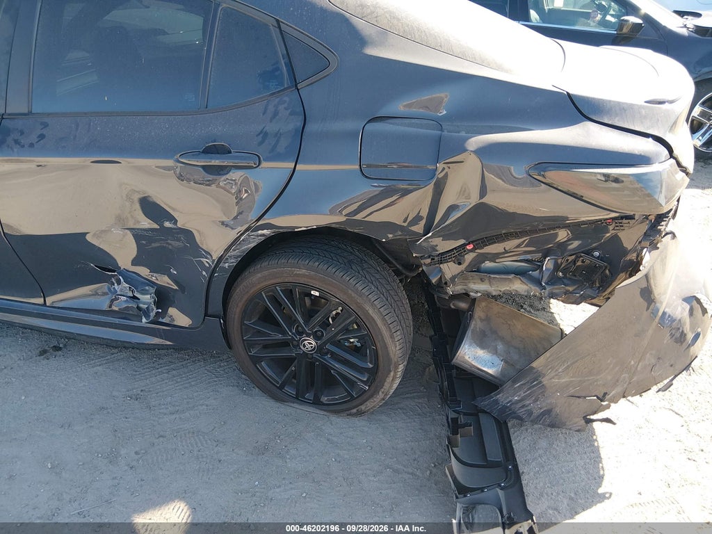 2026 Toyota Camry SE photo 6