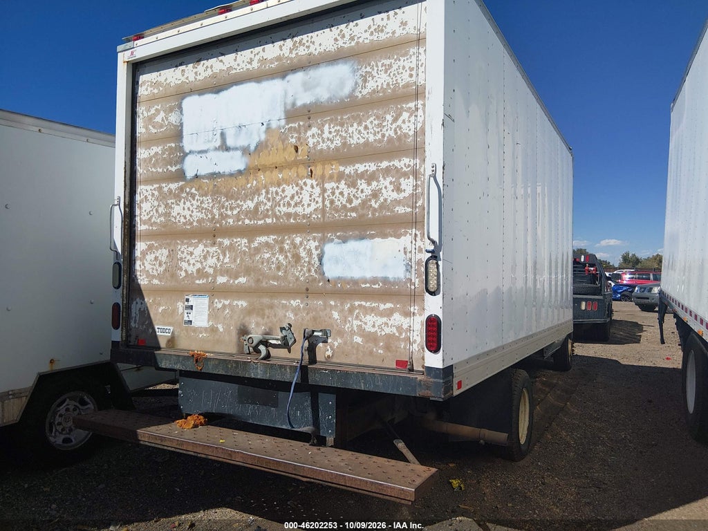 2014 Ford E-350 Cutaway photo 4