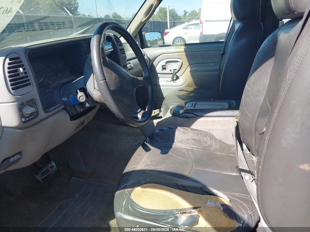1995 Chevrolet GMT-400 C1500 photo 5