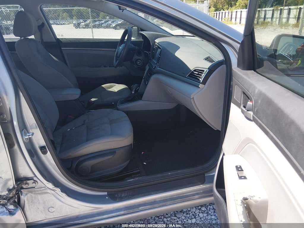 2017 Hyundai Elantra SE photo 5