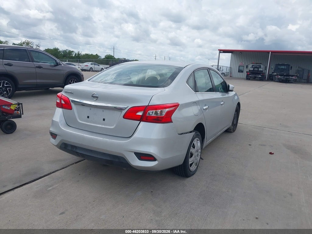 2019 Nissan Sentra S photo 4