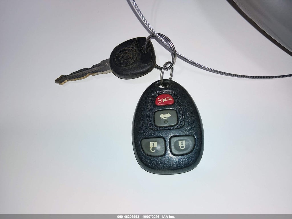 2011 Buick Lucerne CXL photo 11