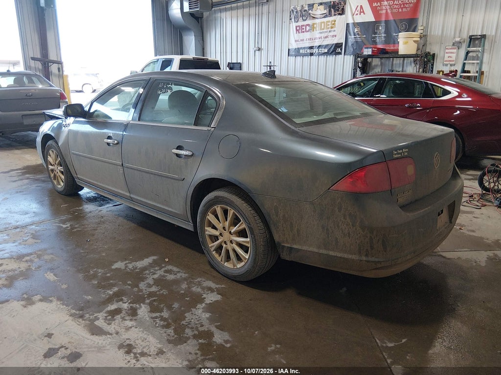 2011 Buick Lucerne CXL photo 3