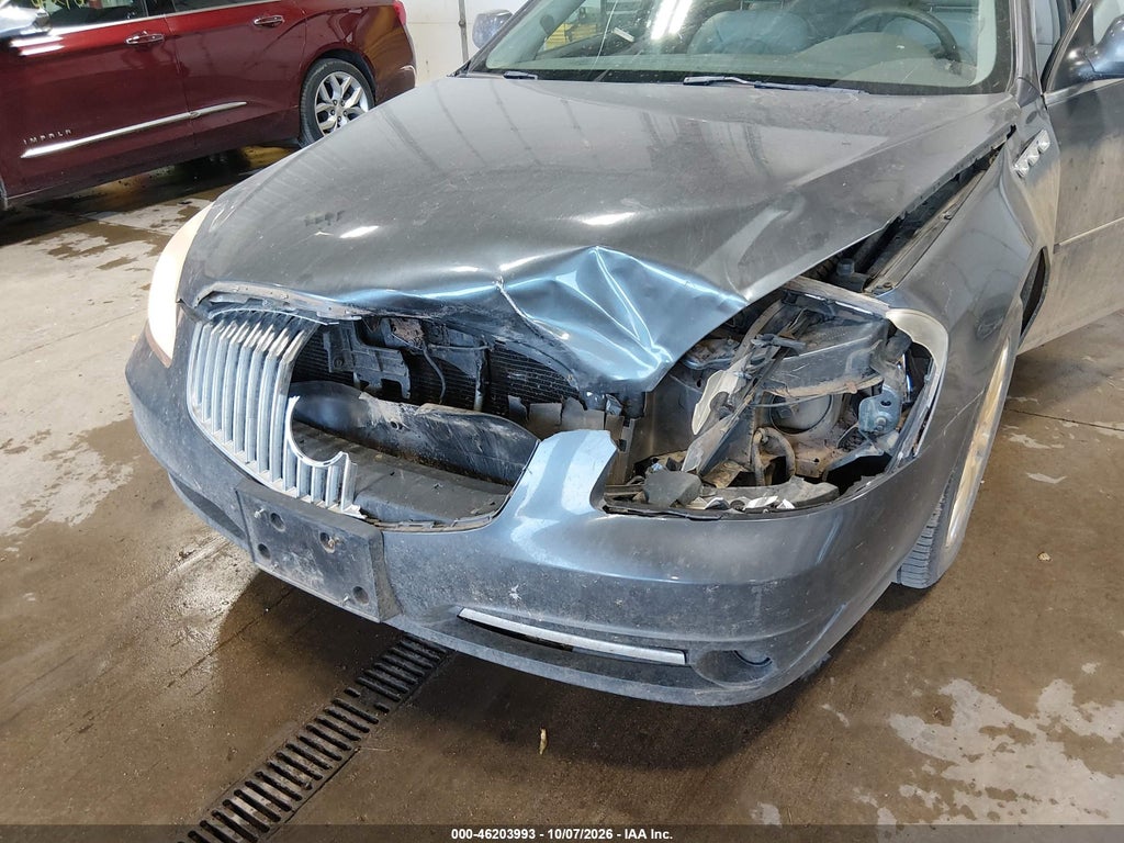 2011 Buick Lucerne CXL photo 6