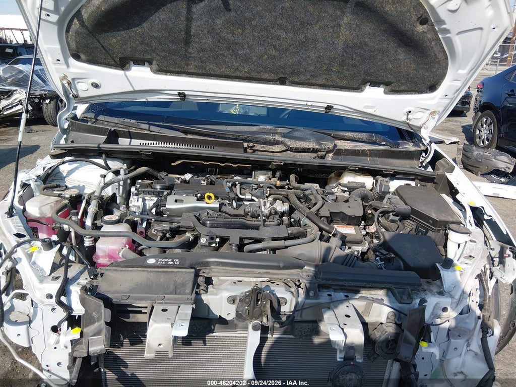 2023 Toyota Prius LE photo 10