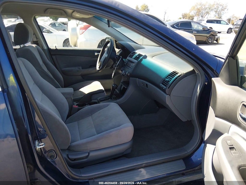2003 Honda Accord 2.4 LX photo 5