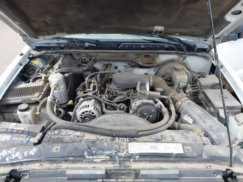 2000 GMC Sonoma SL photo 10