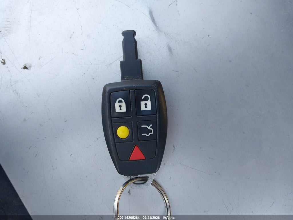 2007 Volvo V50 2.5L Turbo/T5 photo 11