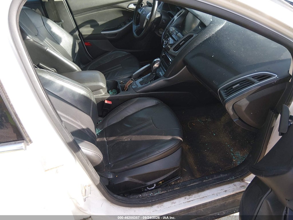 2012 Ford Focus Titanium photo 5