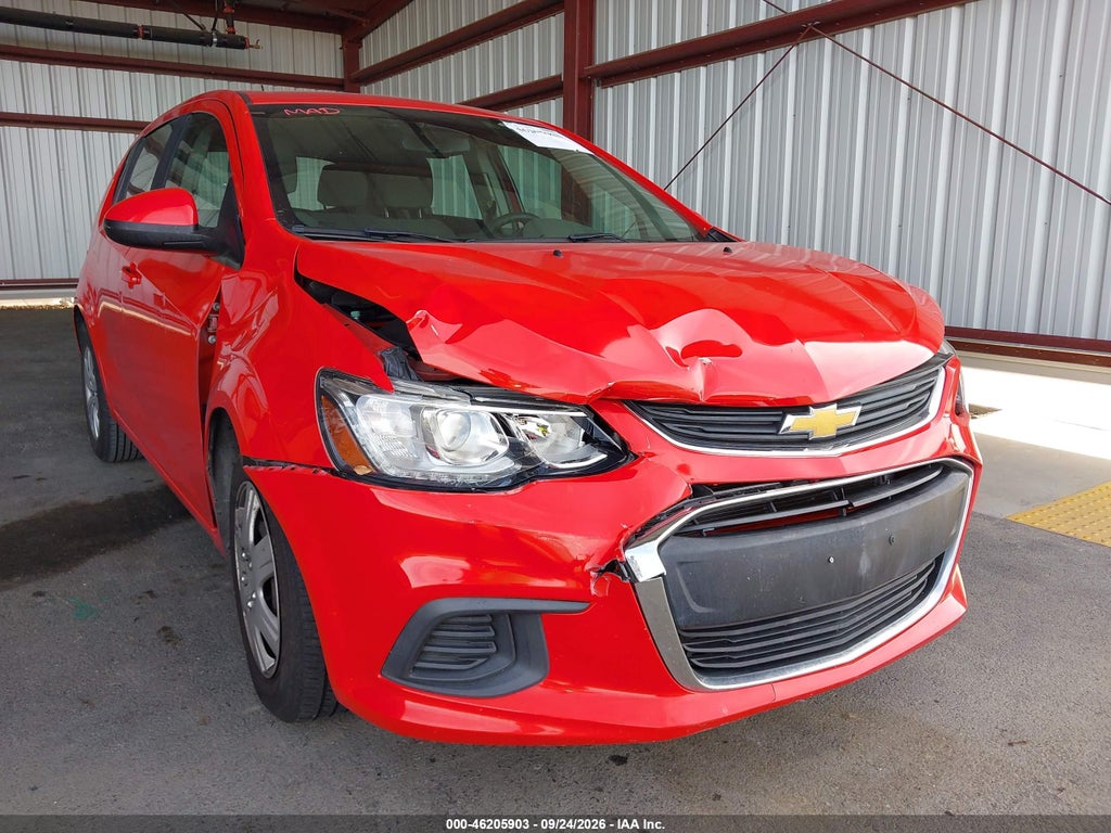 2020 Chevrolet Sonic FWD 1FL 5-Door photo 6