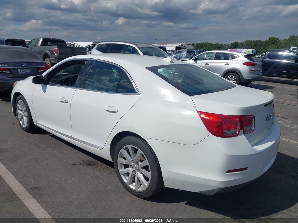 2013 Chevrolet Malibu 2LT photo 3
