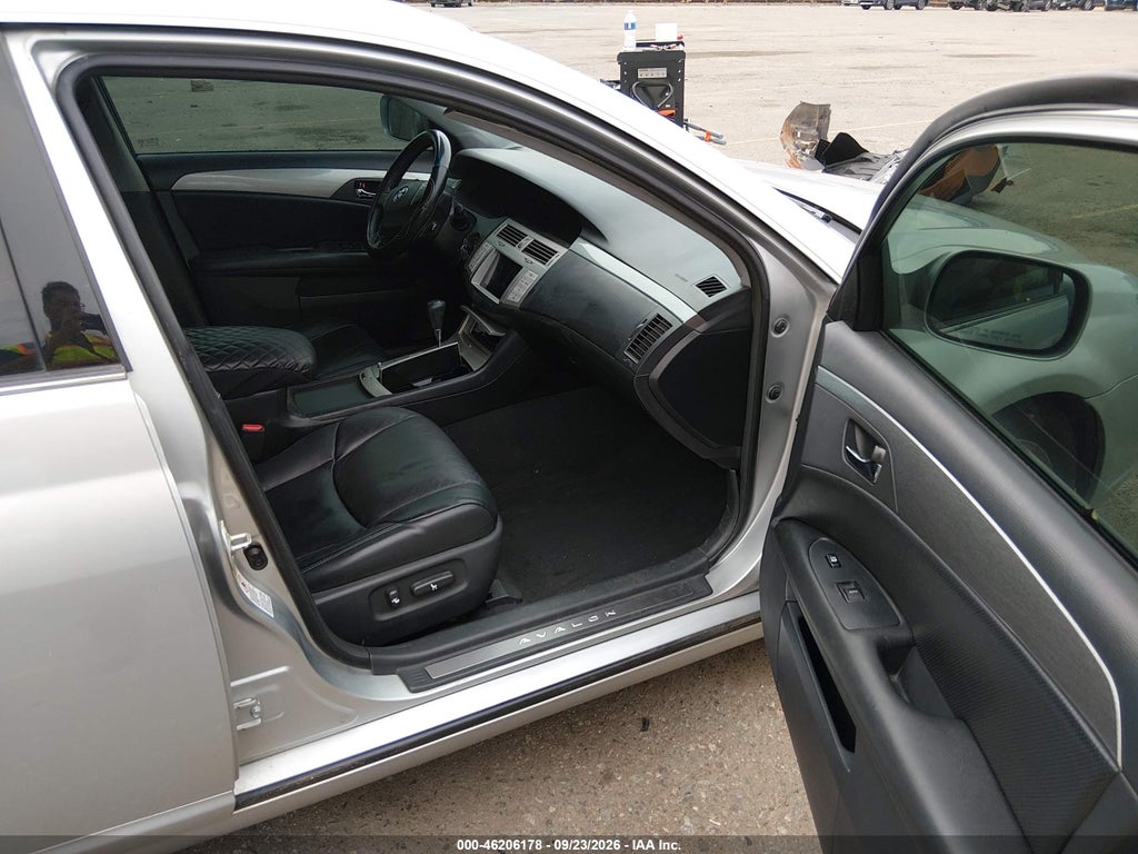 2007 Toyota Avalon Touring photo 5