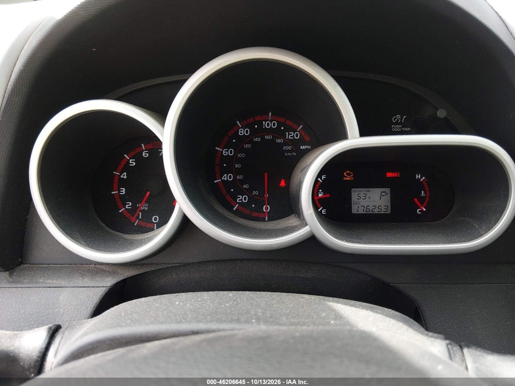 2009 Toyota Matrix photo 7