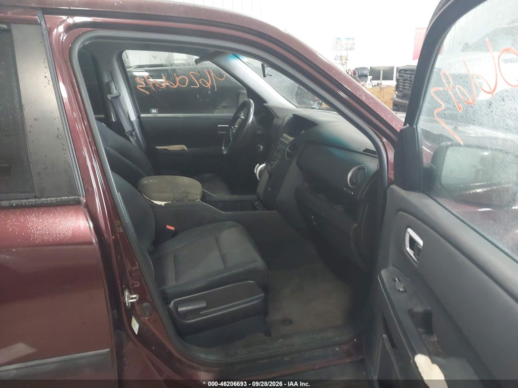 2011 Honda Pilot LX photo 5