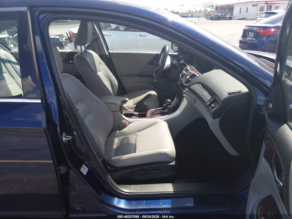 2015 Honda Accord EX-L/EX-L V-6 photo 5