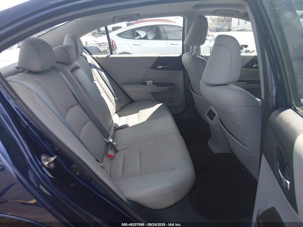 2015 Honda Accord EX-L/EX-L V-6 photo 8