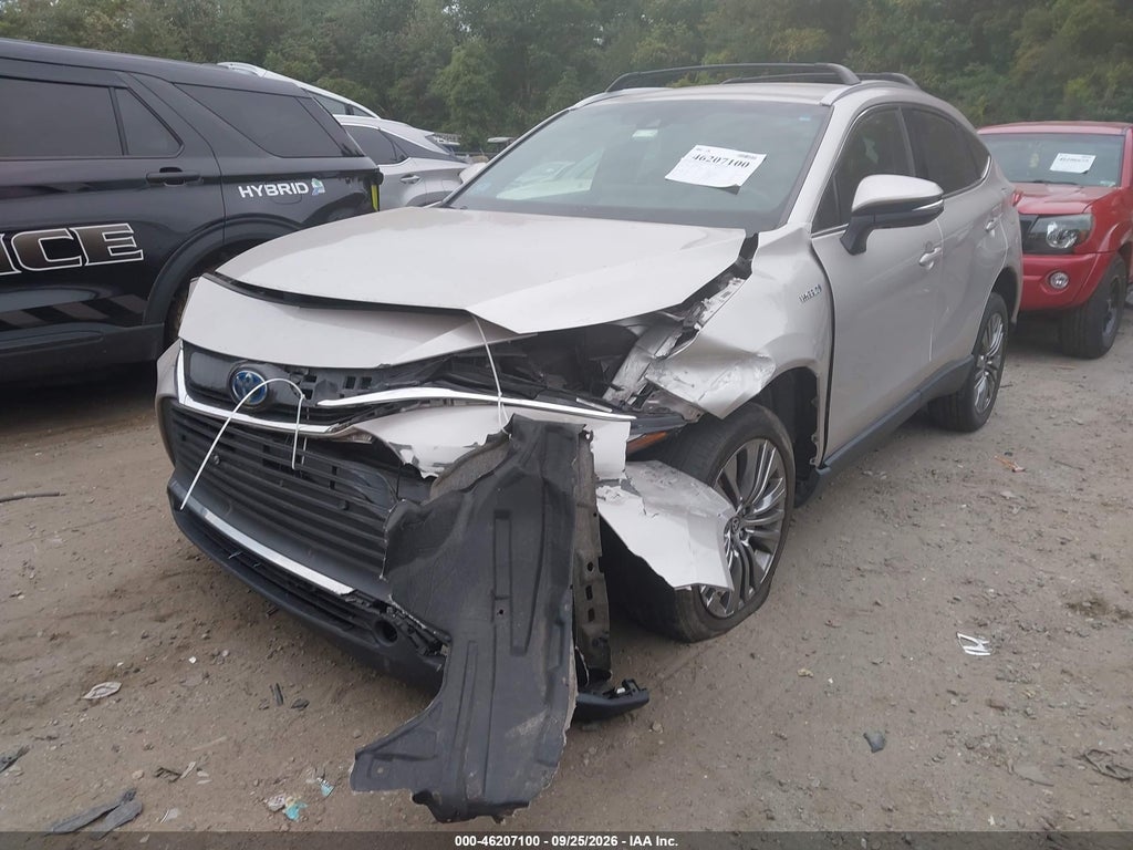 2021 Toyota Venza XLE photo 6