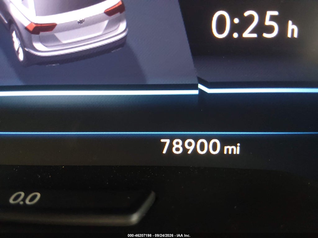 2018 Volkswagen Tiguan 2.0T SEL Premium photo 7