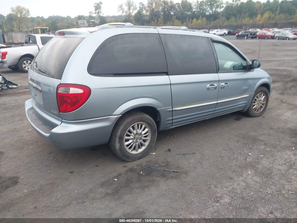 2002 Chrysler Town & Country Limited photo 4
