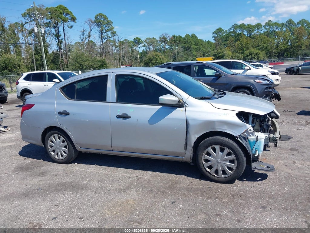 2019 Nissan Versa 1.6 S+ photo 1