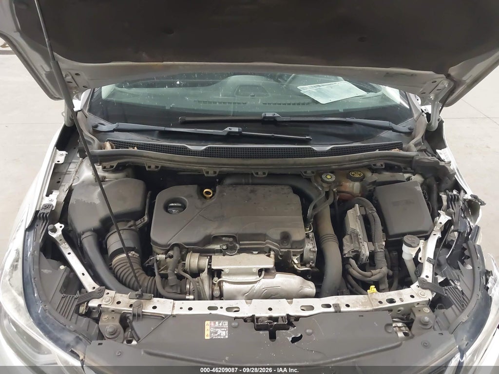2018 Chevrolet Cruze LT Auto photo 10