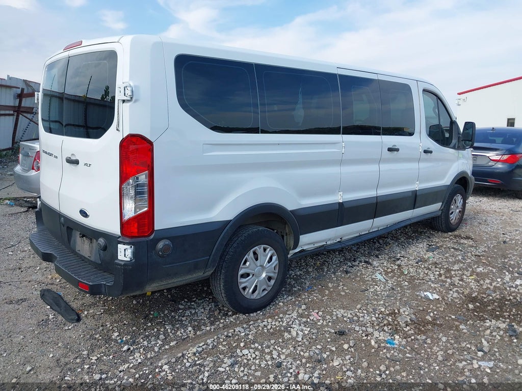 2019 Ford Transit-350 XLT photo 4