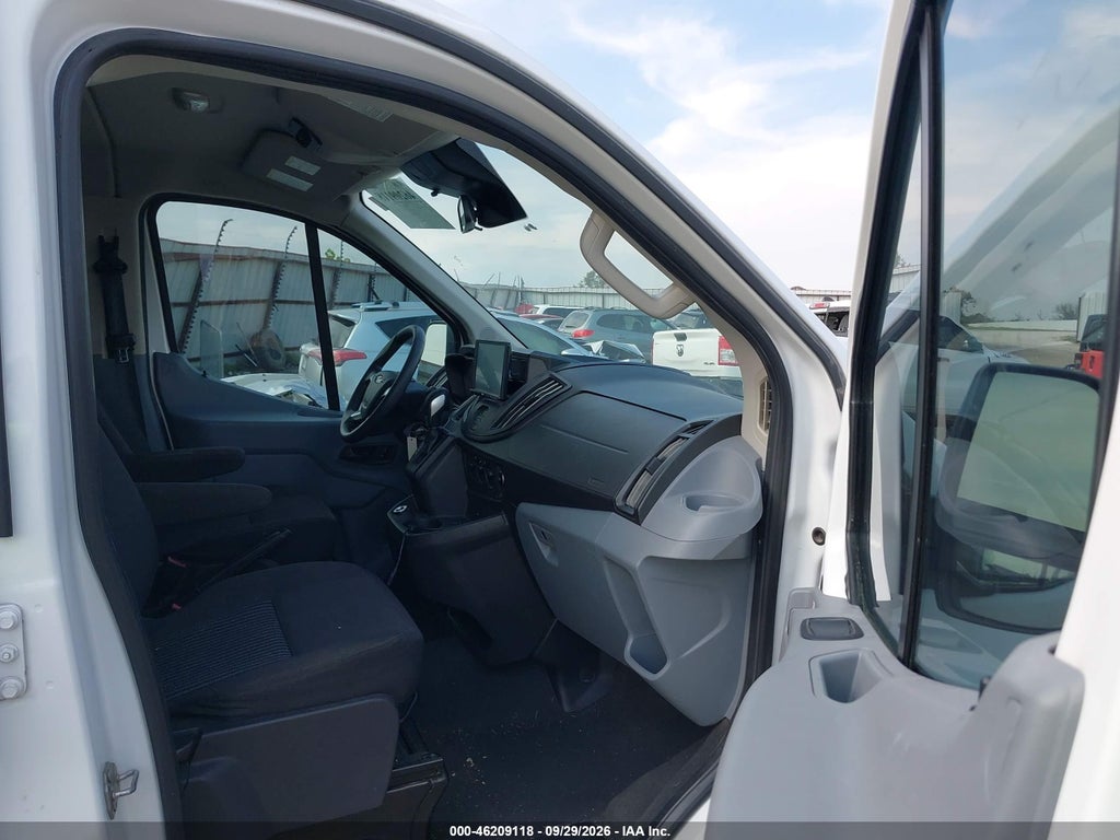 2019 Ford Transit-350 XLT photo 5