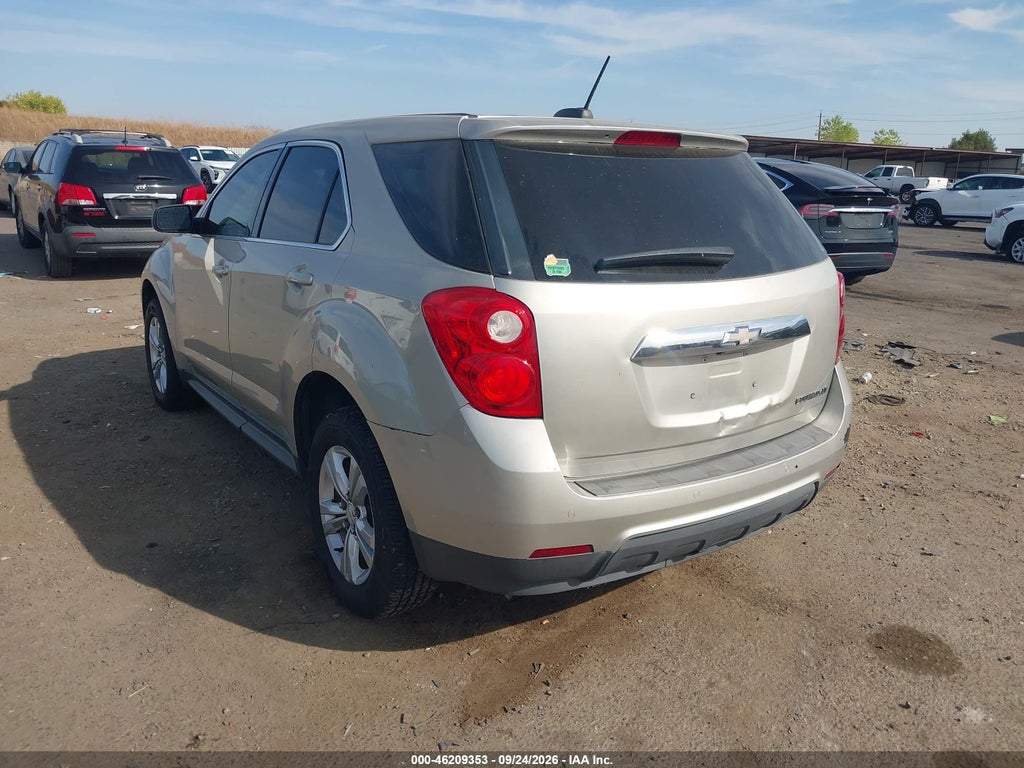 2015 Chevrolet Equinox LS photo 3