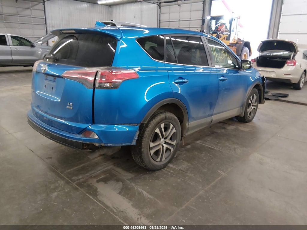 2017 Toyota RAV4 LE photo 4