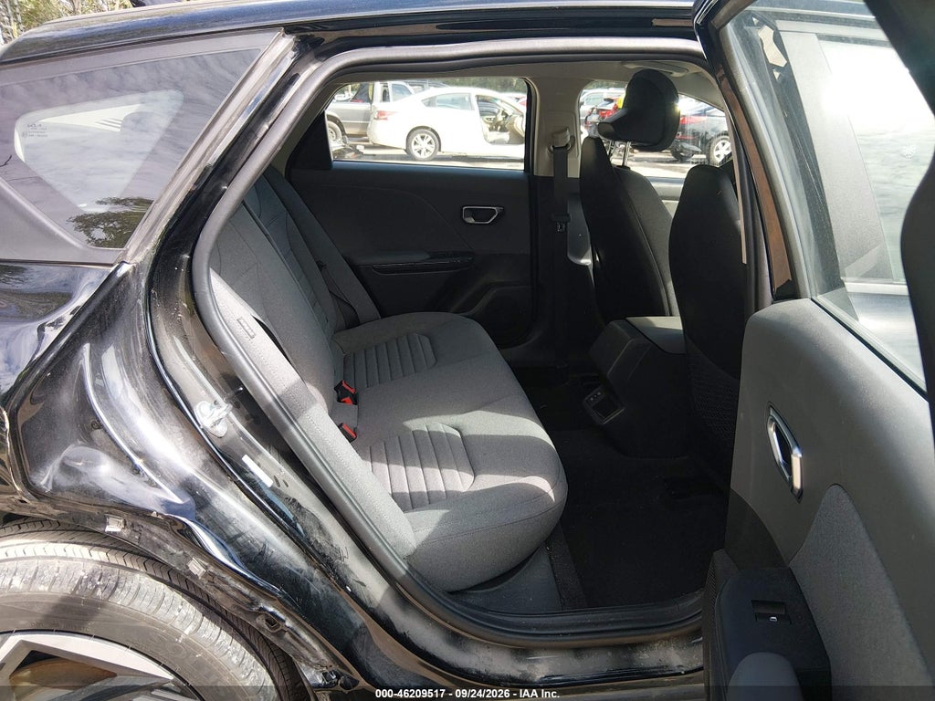 2025 Kia K4 EX photo 8