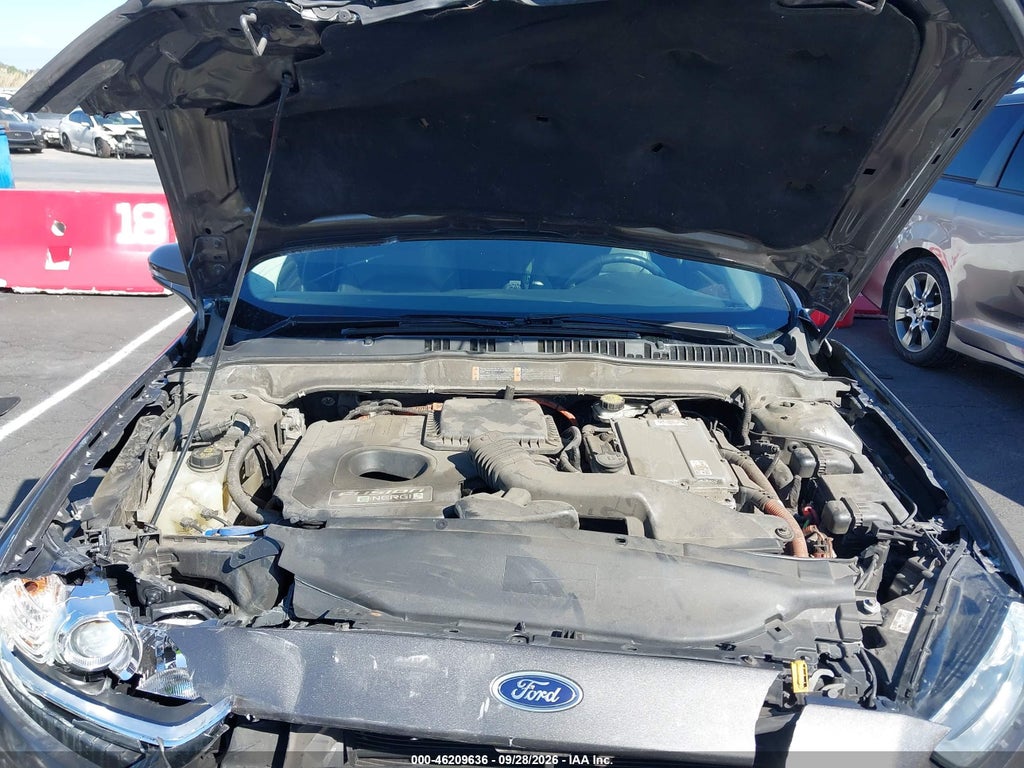 2016 Ford Fusion Energi SE Luxury photo 10