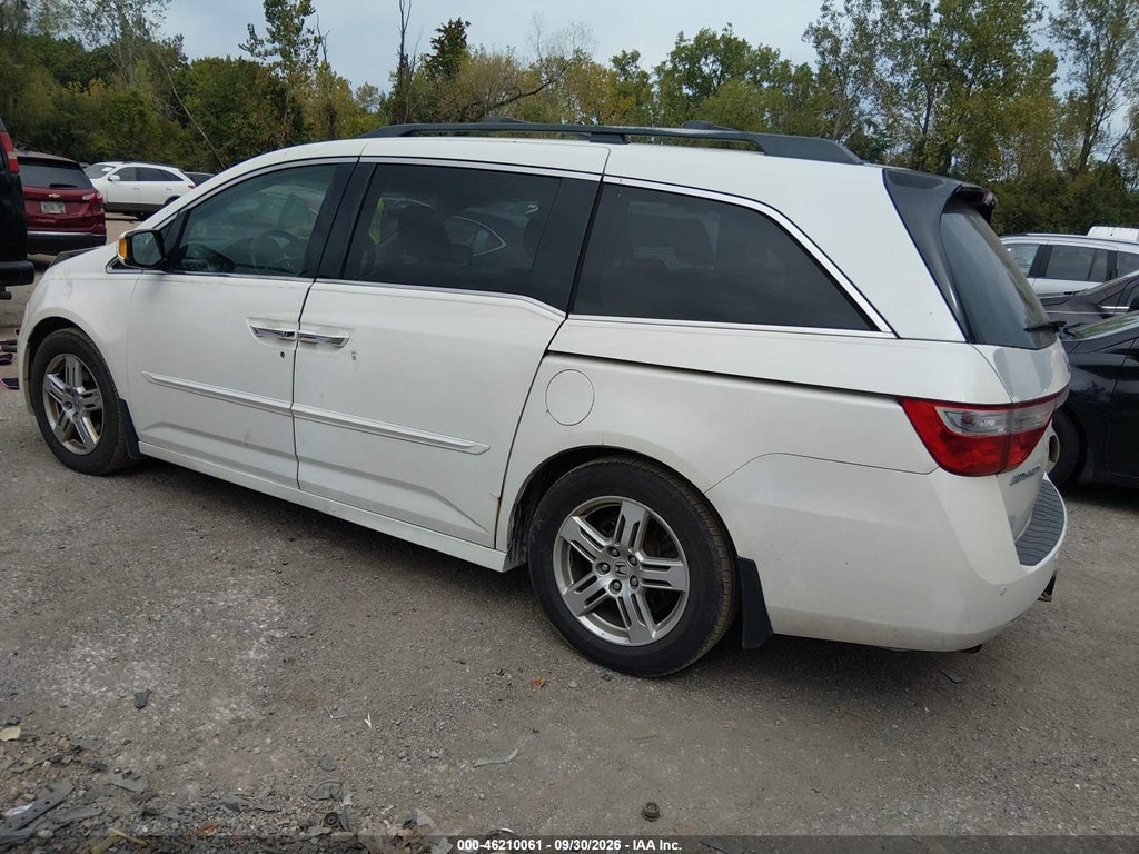 2012 Honda Odyssey Touring/Touring Elite photo 3