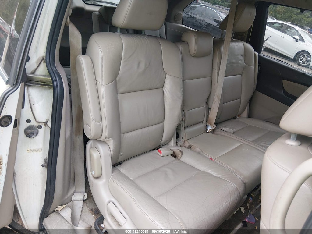 2012 Honda Odyssey Touring/Touring Elite photo 8