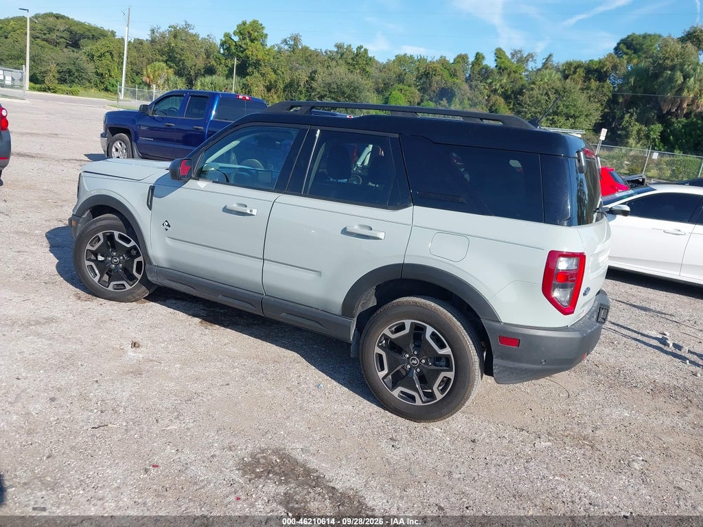 2024 Ford Bronco Sport Outer Banks photo 3