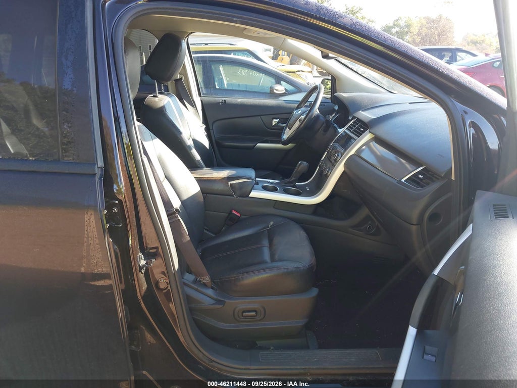 2013 Ford Edge SEL photo 5