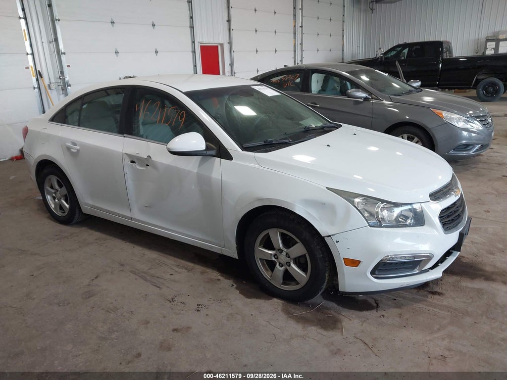 2015 Chevrolet Cruze 1LT Auto photo 1