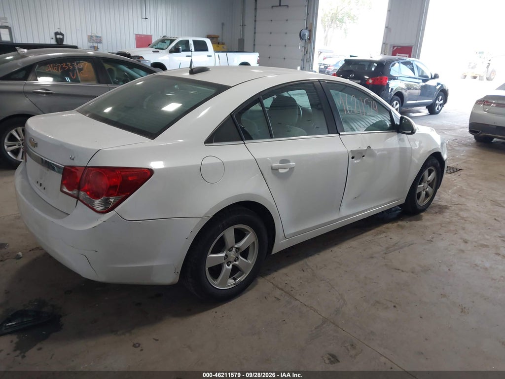 2015 Chevrolet Cruze 1LT Auto photo 4